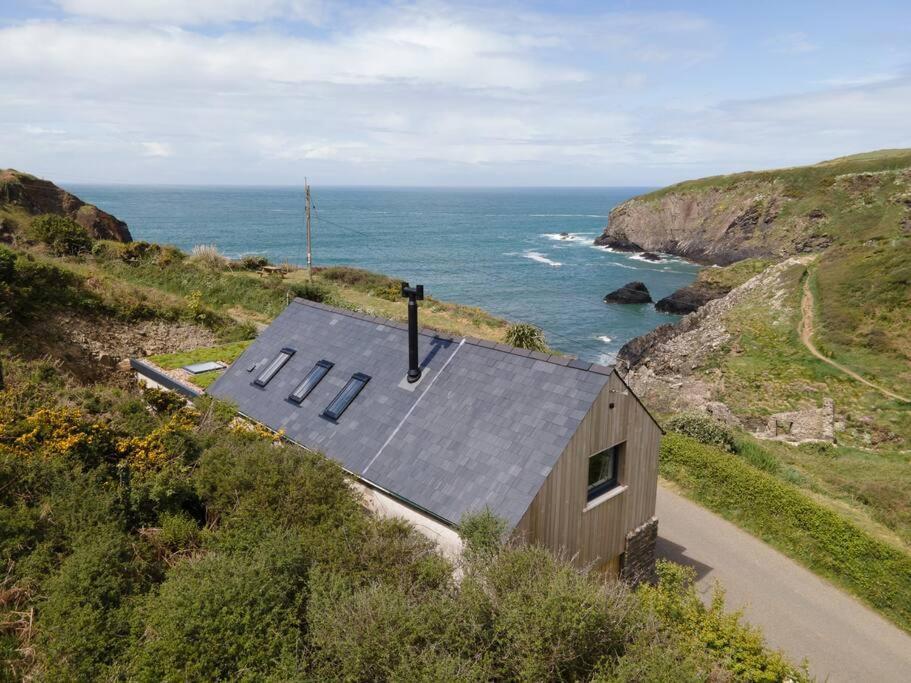 Cliff-Top Cottage On Coast Path W/Panoramic Views Trevine Exteriér fotografie