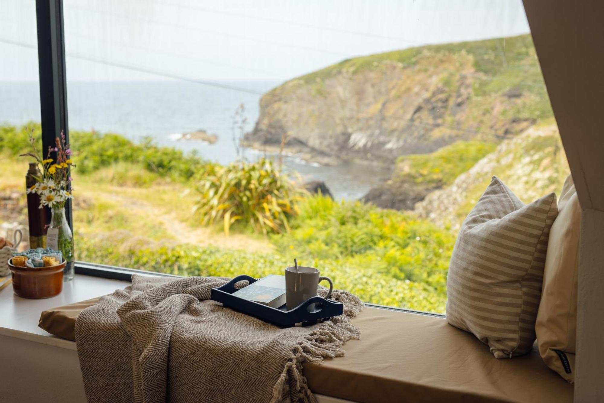 Cliff-Top Cottage On Coast Path W/Panoramic Views Trevine Exteriér fotografie