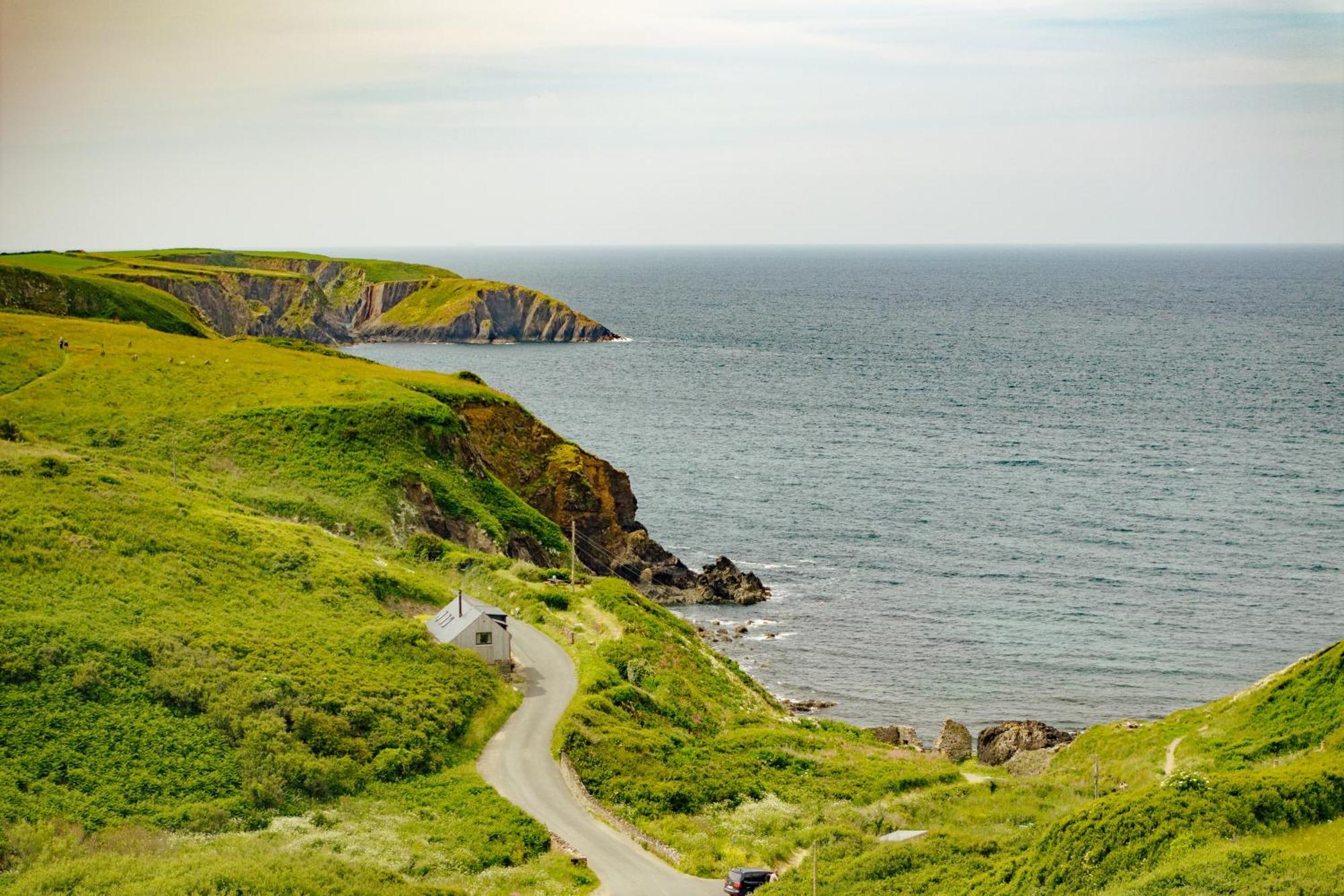 Cliff-Top Cottage On Coast Path W/Panoramic Views Trevine Exteriér fotografie